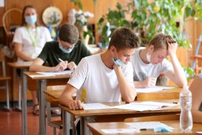 Students take the EIT in Ukrainian language and literature in Kiev