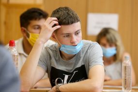 Students take the EIT in Ukrainian language and literature in Kiev