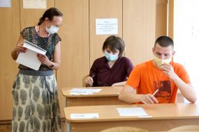 Students take the EIT in Ukrainian language and literature in Kiev