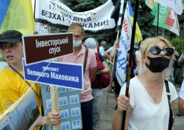 The protesters of the investors of Arkada Bank