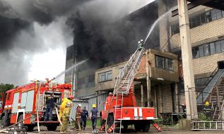 The fire in the production building of LLC "Rozma" in Chernivtsi