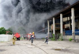 The fire in the production building of LLC "Rozma" in Chernivtsi