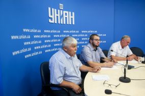 Микола Якубенко, Анатолій Коломієць та Олег Власюк