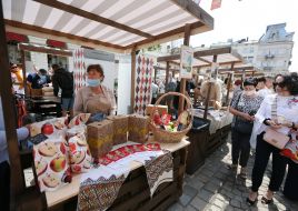 Farm fair on the Market Square