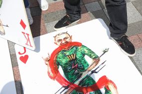 Art performance "Putin's House of Cards"