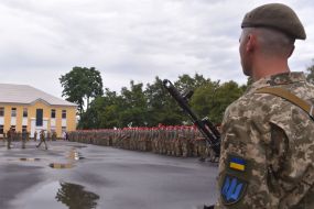 Soldiers of the 55th separate artillery brigade "Zaporizhzhya Sich"