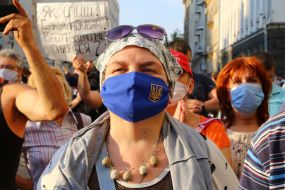 Protest against the truce, "Our army - the guarantor of peace, and the Russian occupier" near the Office of the President