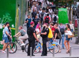 Поліція патрулює вулиці