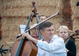 Музыканты Симфонического оркестра Харьковской филармонии