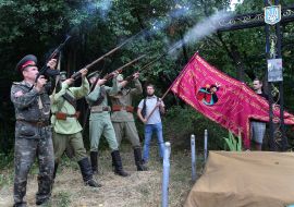 Церемонія вшанування місця поховання козаків полку Хмельницького