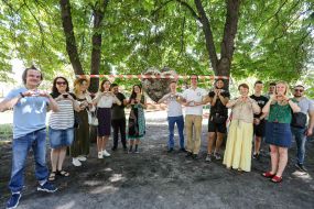 Opening of a heart-shaped installation made of cigarette butts