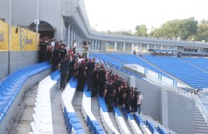 Law enforcement officers and Dynamo fans