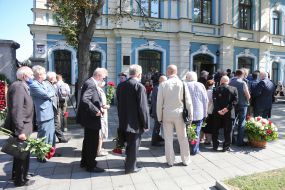 Farewell ceremony with Academician Boris Paton.