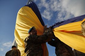The largest flag of Ukraine was raised in Kiev