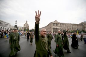 March of the defenders of Ukraine in Kiev