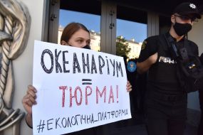 Vegan picket against the oceanarium in Lviv