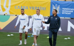 Andriy Shevchenko and players of the national team of Ukraine