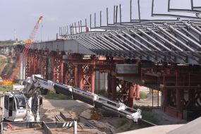 Construction of a bridge in Zaporozhye