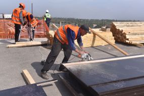 Construction of a bridge in Zaporozhye