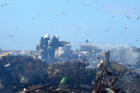 Elimination of fire at the landfill for solid waste