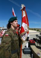 Делегація Республіки Польша на військовому цвинтарі