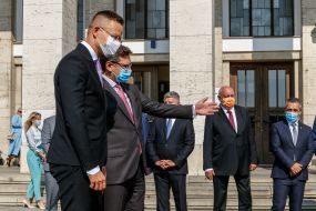 Peter Siyyarto, Dmytro Kuleba