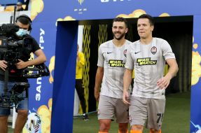 FC Shakhtar players before the match