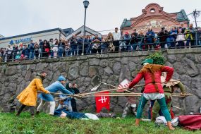 Historical reconstruction of the battle of the militia against the Italian knights for Uzhgorod