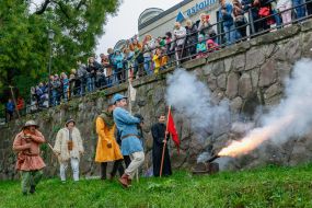 Historical reconstruction of the battle of the militia against the Italian knights for Uzhgorod