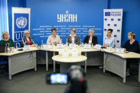 Round table participants