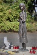 Sculpture "Bitter childhood memory"