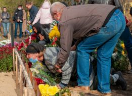 Панихида по погибшим в авиакатастрофе военного самолета Ан-26