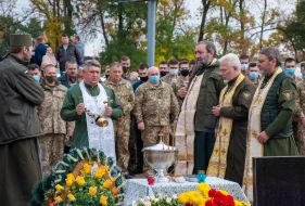 Панихида по погибшим в авиакатастрофе военного самолета Ан-26