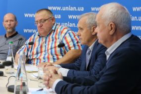 Oleksandr Muntyanov, Mykola Kohut, Yuriy Medvedyev and Valeriy Pidkorytov