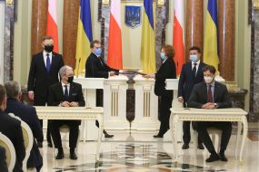 Andrzej Duda, Dmytro Sennychenko, Yezhy Kvechynskyy nd Vladimir Zelensky