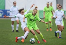 Игровой момент матча