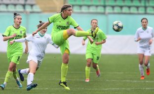 Игровой момент матча