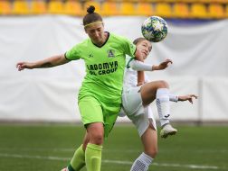 Игровой момент матча