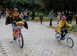 Участники осеннего "Ретро круиза"