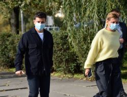 Volodymyr Zelenskyy with his wife Elena