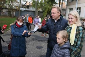 Andriy Sadovy with his wife Kateryna