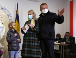 Andriy Sadovy with his wife Kateryna