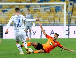 Football. FC Dynamo - FC Shakhtar