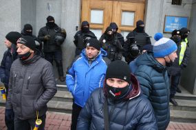 Action of small entrepreneurs "Right to work!" near the Verkhovna Rada of Ukraine in Kyiv