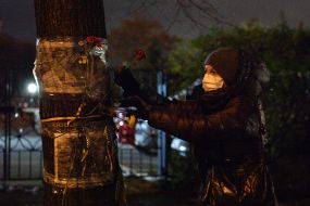 Honoring the memory of the Heroes of the Heavenly Hundred
