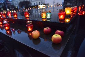 Церемония памяти жертв голодоморов в Львове