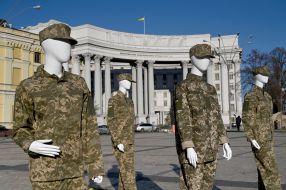 Mannequins in women's military uniform