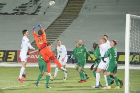 Игровой момент матча