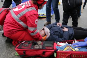Clashes between participants of the "STOP lockdown!" and law enforcement officers on Independence Square