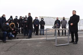 Vladimir Zelensky opened a new beam bridge
